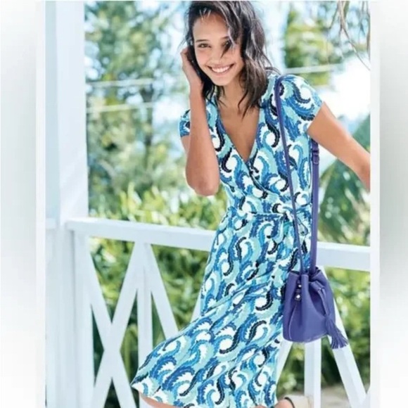 Boden Wrap Dress Blue feather Print Midi size 12L - Picture 1 of 15